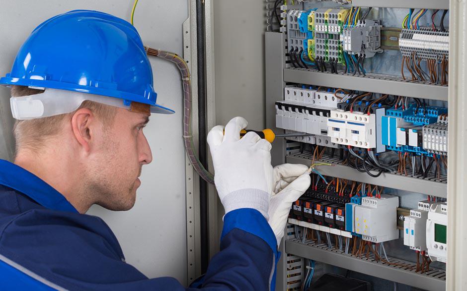 cherche électricien pas cher Senlis